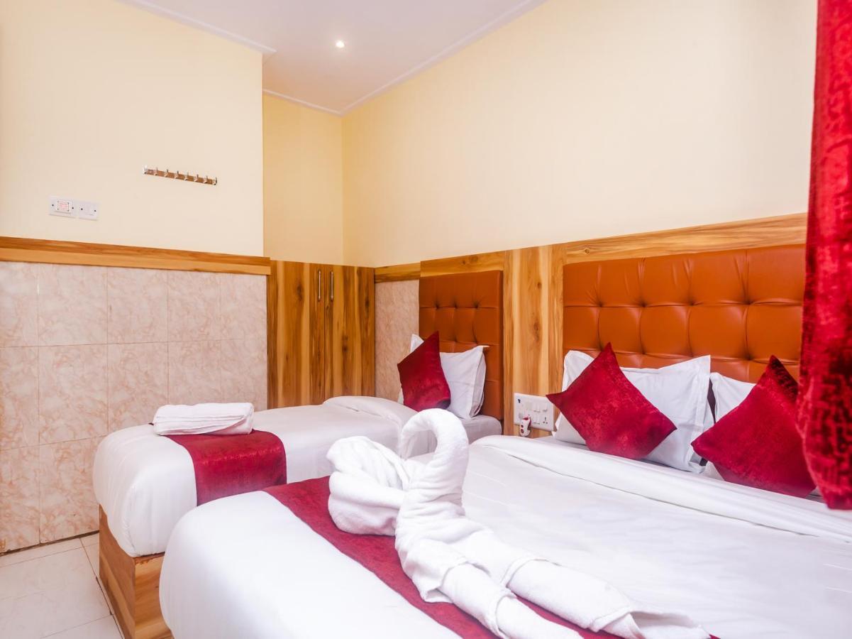 Aman Hotel Near Cst مومباي المظهر الخارجي الصورة
