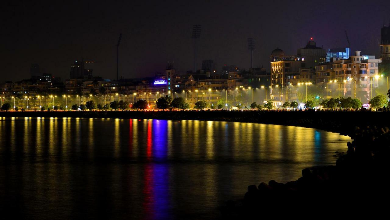 Aman Hotel Near Cst مومباي المظهر الخارجي الصورة